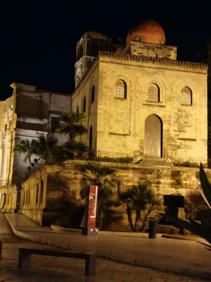 Ferienwohnung Cattedrale-Bonello73 Palermo Exterior foto